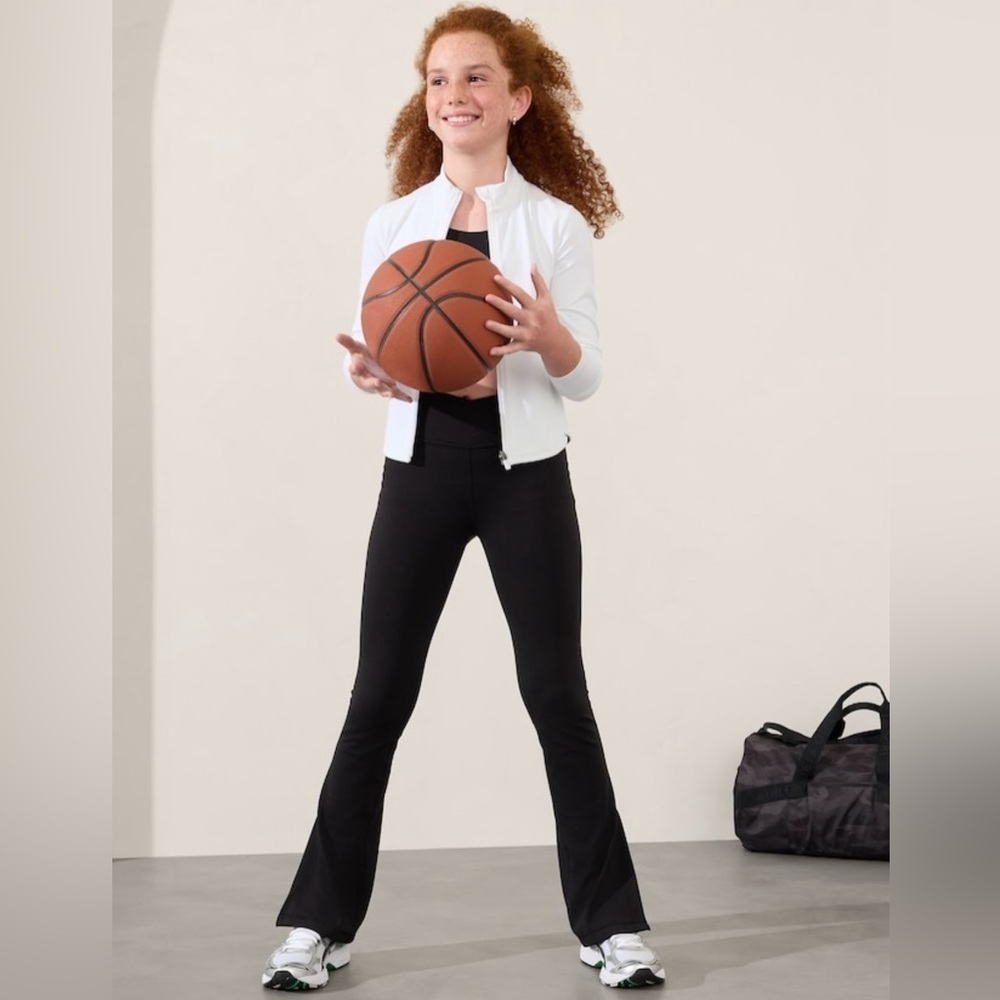 NWT Athleta Girl Transcends Crossover Black Pants Size XS/6